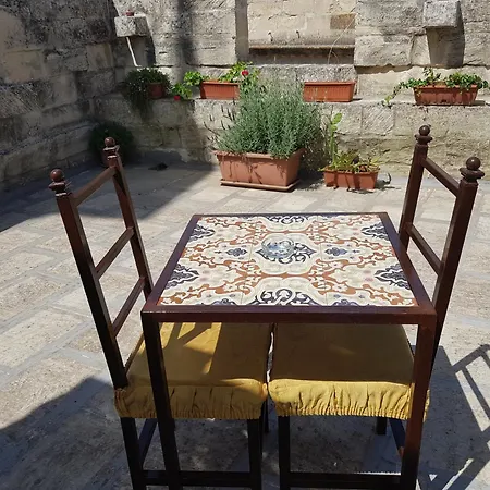 Dimora Dell'artista 2 Bed & Breakfast
