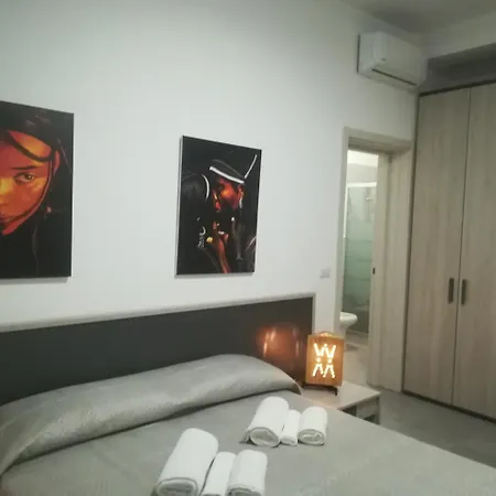 Dimora Dell'artista 2 3* 레체