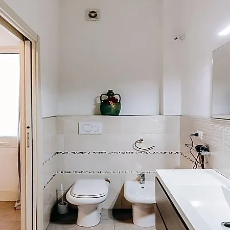 Oda ve Kahvaltı Dimora Dell'artista 2 Lecce