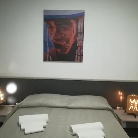 Dimora Dell'artista 2 Отель типа 