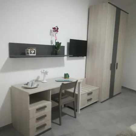Oda ve Kahvaltı Dimora Dell'artista 2 Lecce