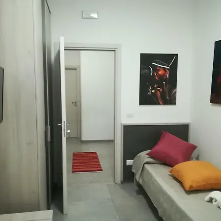 Dimora Dell'artista 2 3* Лечче