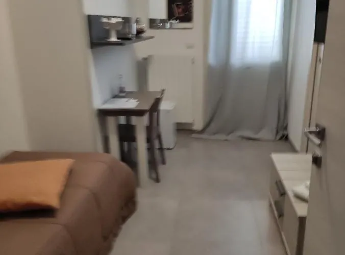 Dimora Dell'artista 2 לינה וארוחת בוקר
