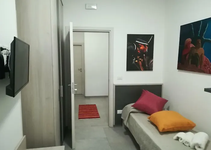 Dimora Dell'artista 2 3* לצ'ה